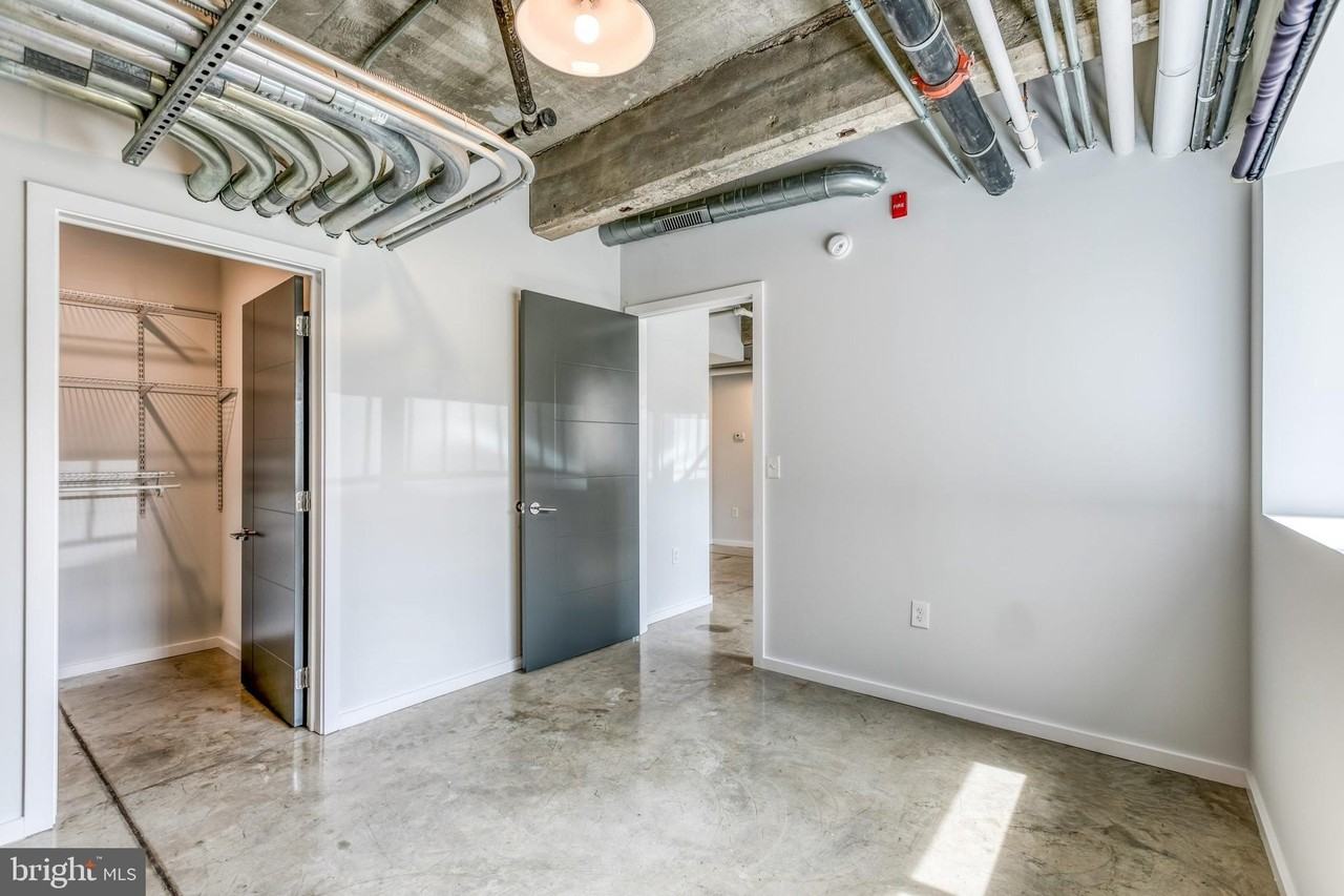 4800 Brown St Apt 107 #107 - Photo 7 of 18