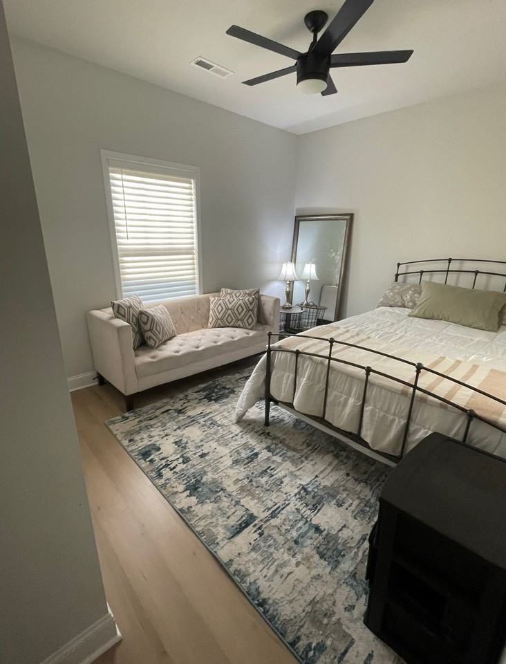 17664 Eastmoor St #1 - Photo 4 of 8