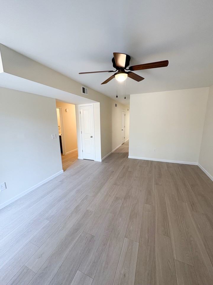 2924 Chatsworth Rd #C - Photo 2 of 17