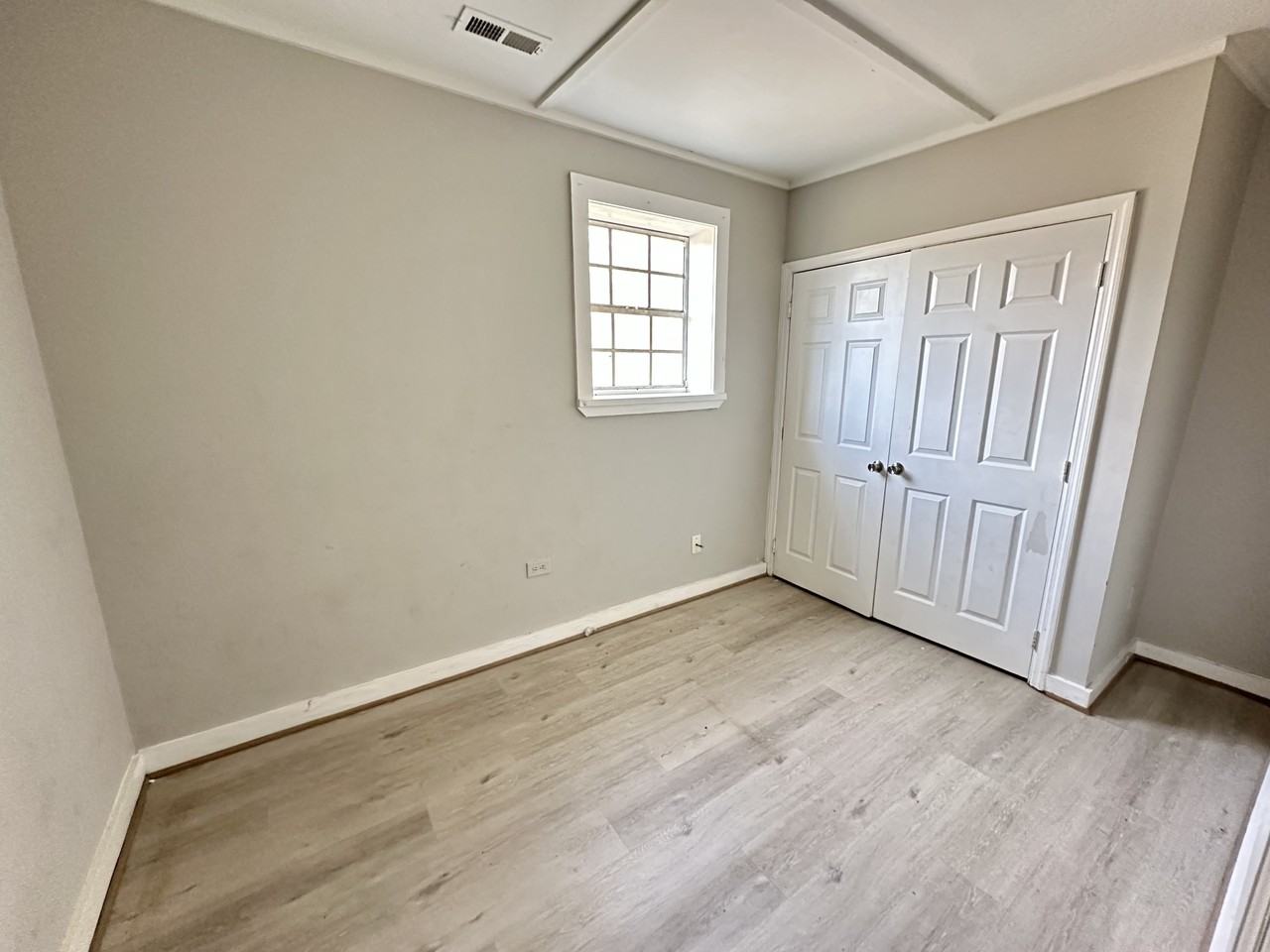 1812 Pittsburg Ave #1 - Photo 2 of 6