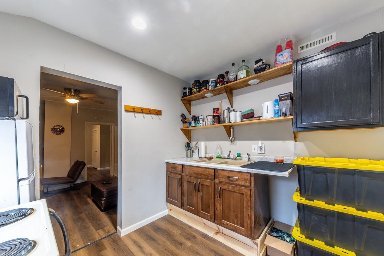 431 Moro St #2 - Photo 2 of 10