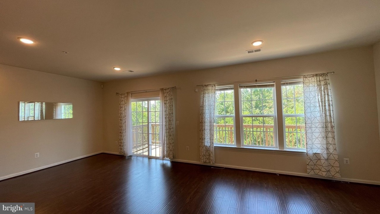 13931 Hollow Wind Way Unit 201 #201 - Photo 6 of 20