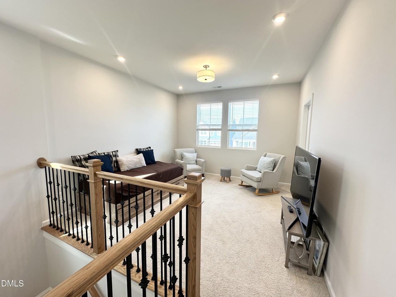 99 Daybreak Way - Photo 4 of 36