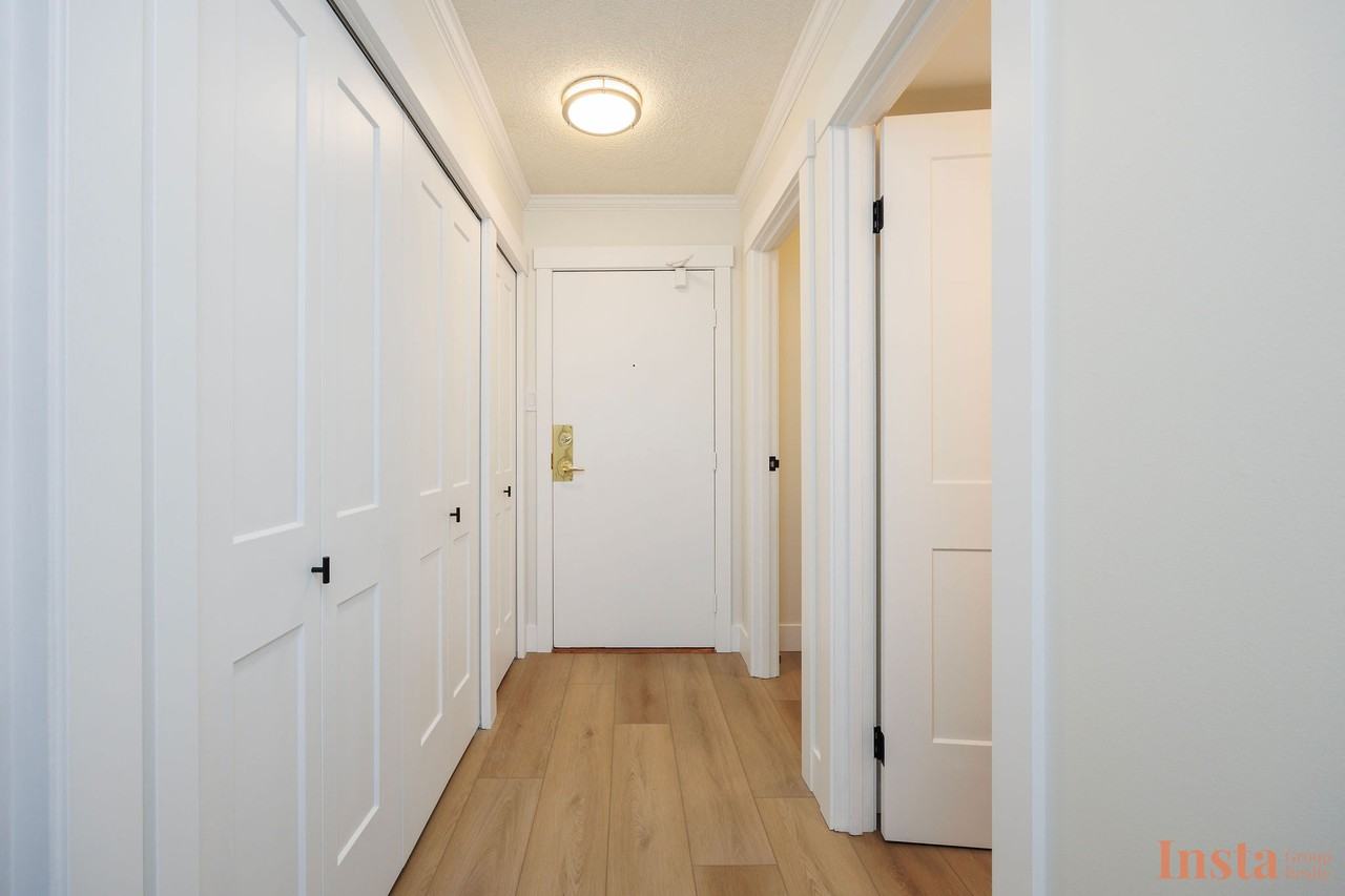 2020 Fullerton Avenue #1102 - Photo 2 of 20