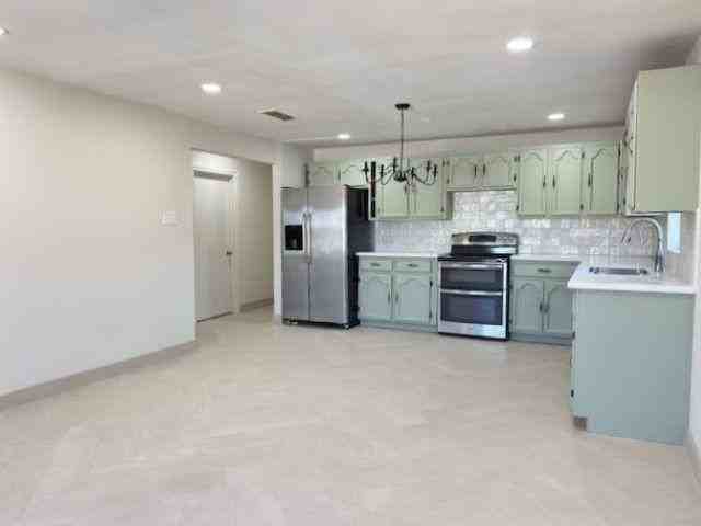 2909 Bismark St - Photo 4 of 22