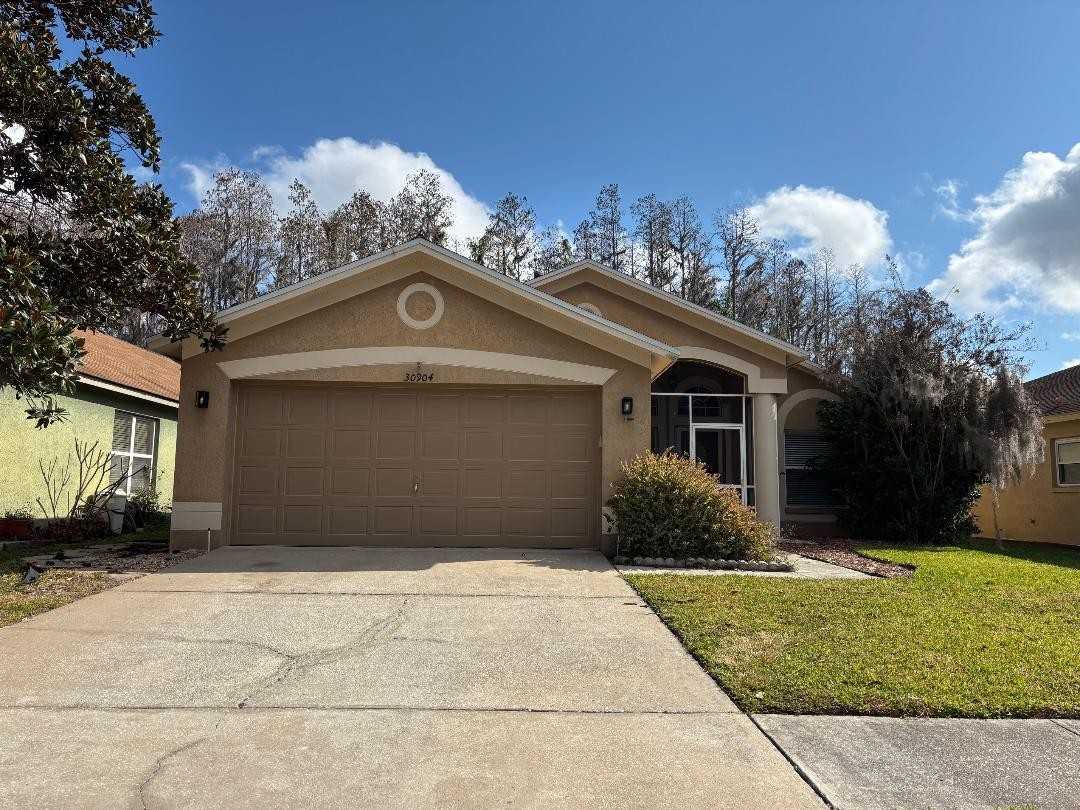 30904 Burleigh Dr - Photo 2 of 39