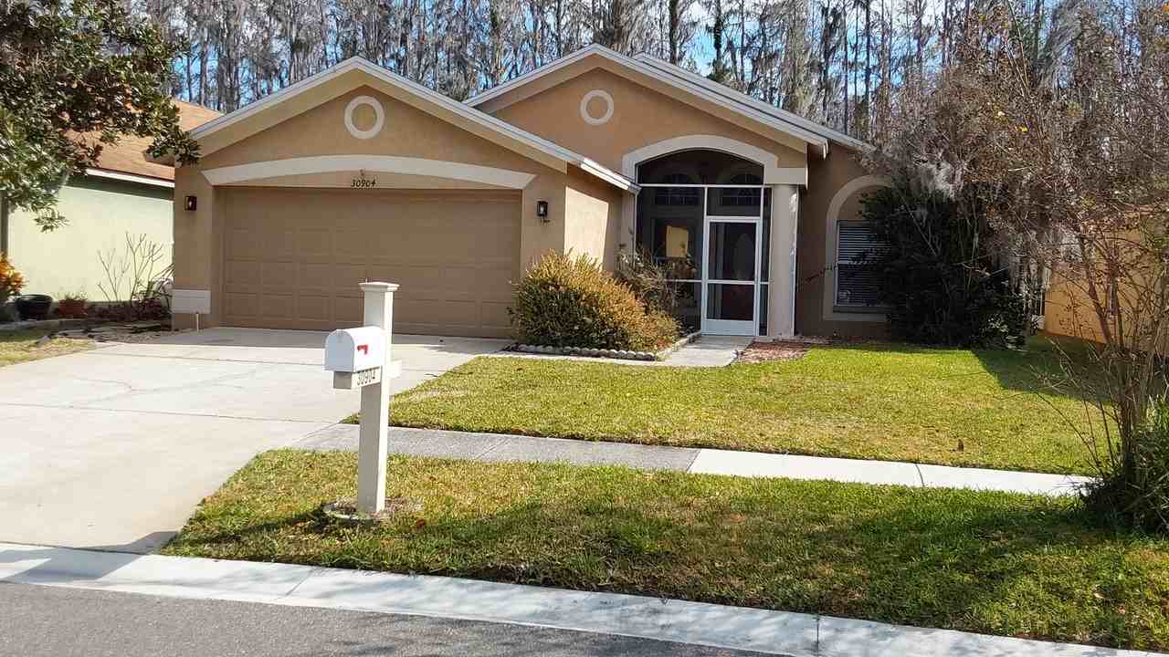 30904 Burleigh Dr - Photo 3 of 39