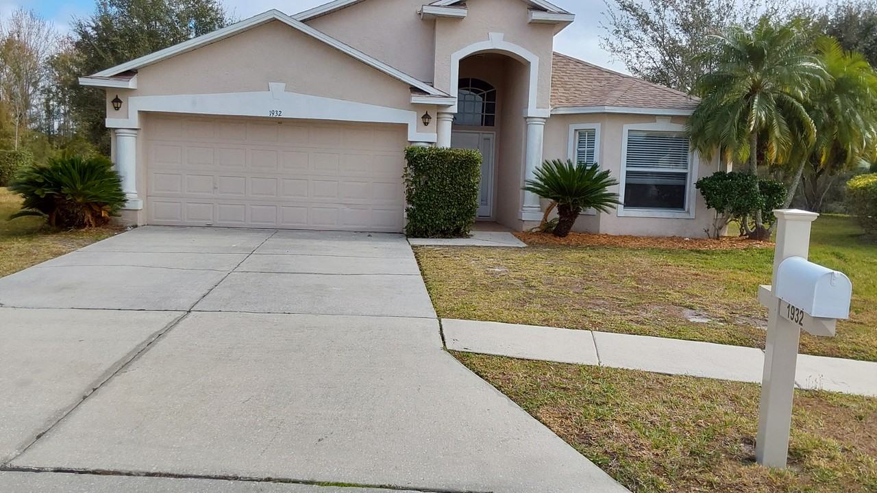 1932 Grenville Ct - Photo 2 of 50