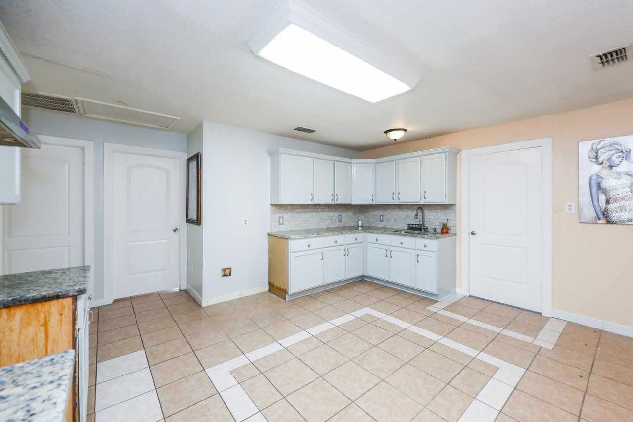 618 Musket Dr - Photo 5 of 18