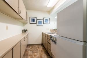 featured image of 6565 Foxridge Dr