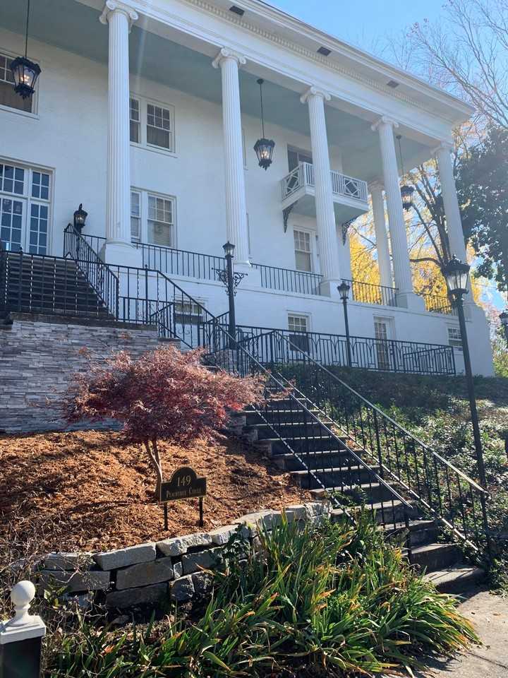 149 Peachtree Cir Ne #26 - Photo 4 of 32