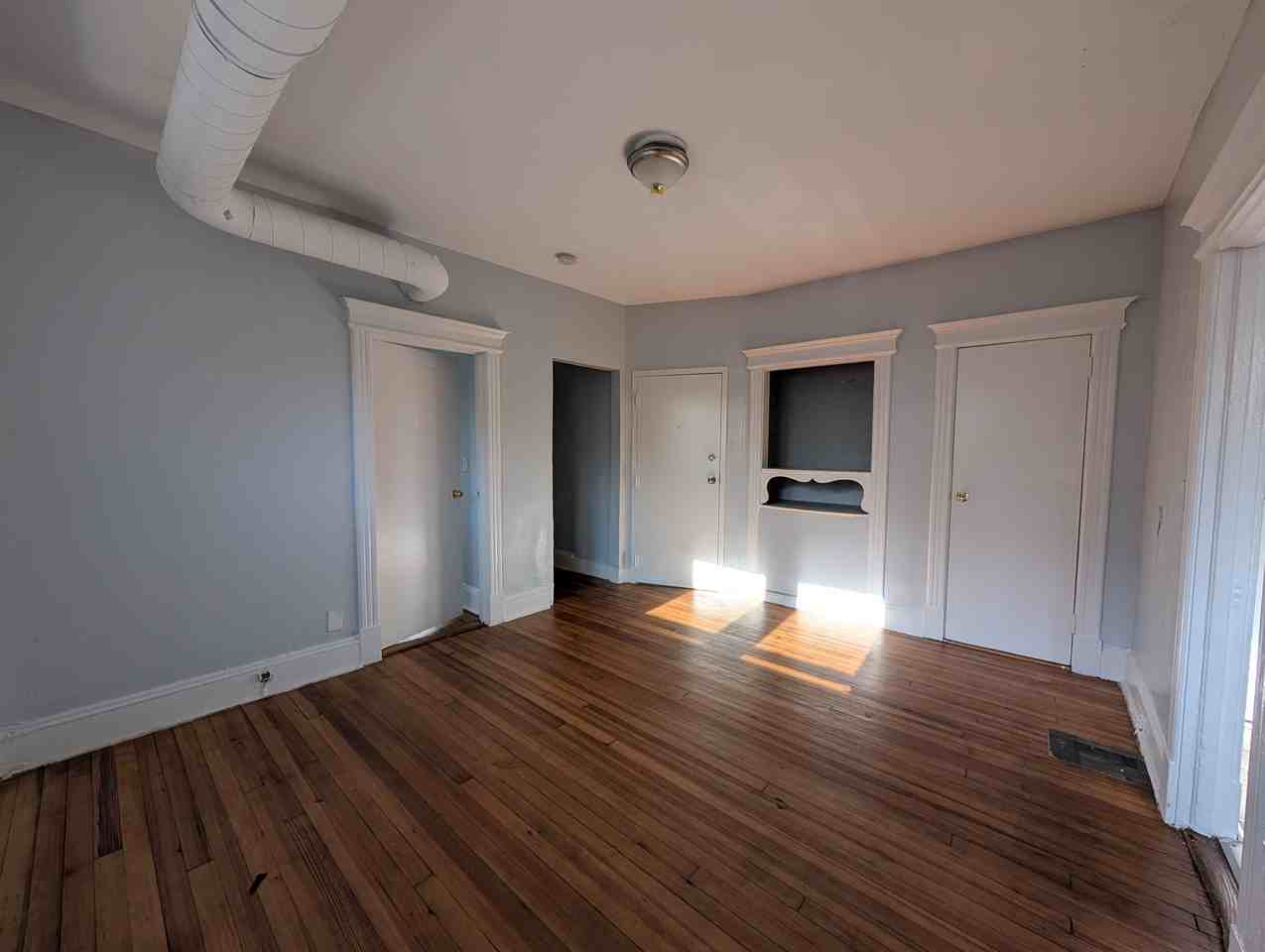 152 Brook Street #1A \ 3A - Photo 2 of 10