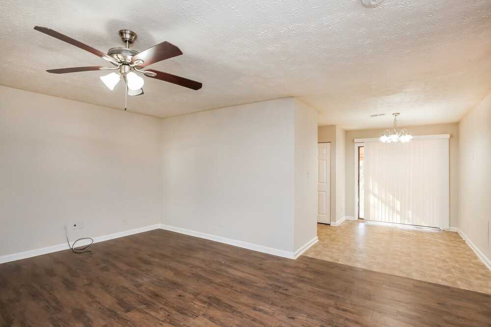 4964 Galbraith Cir - Photo 7 of 25