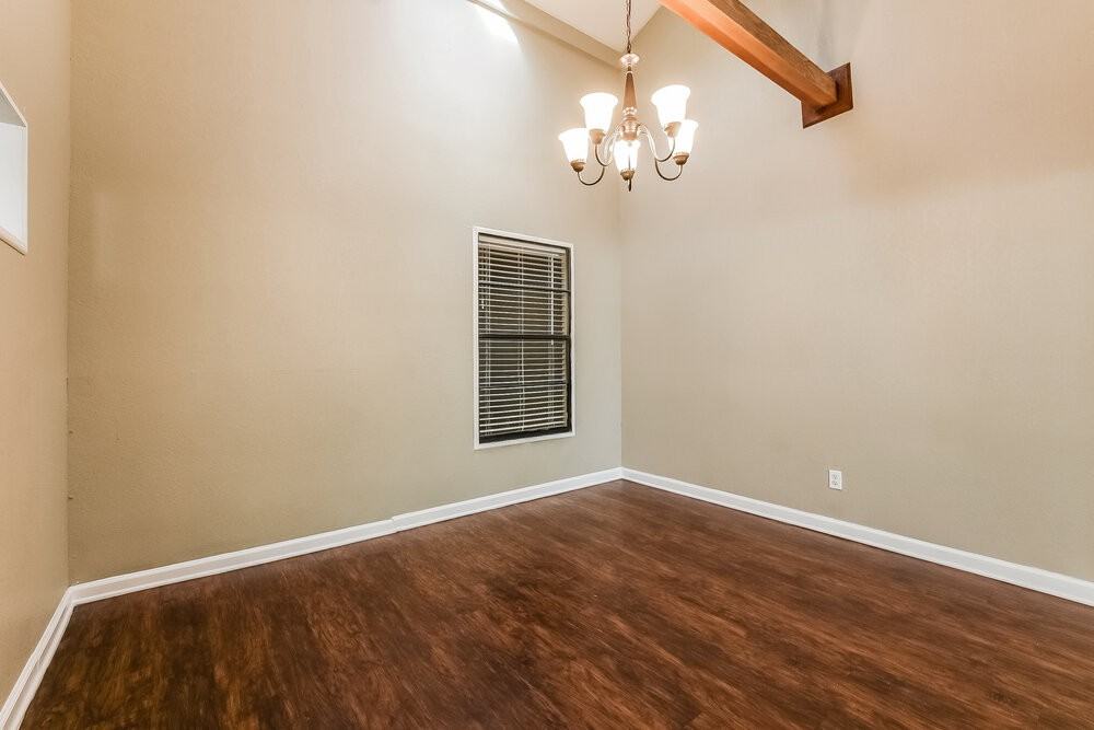 1345 Bridlebrook Dr - Photo 6 of 16