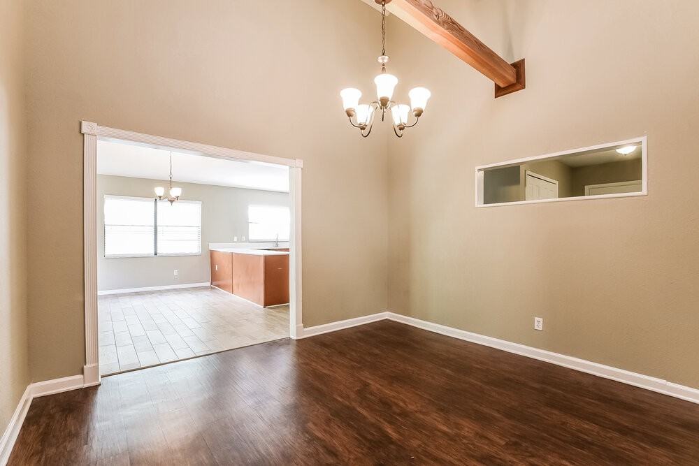 1345 Bridlebrook Dr - Photo 7 of 16