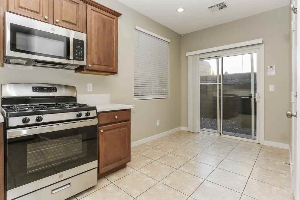 9937 Fountain Walk Ave - Photo 7 of 20