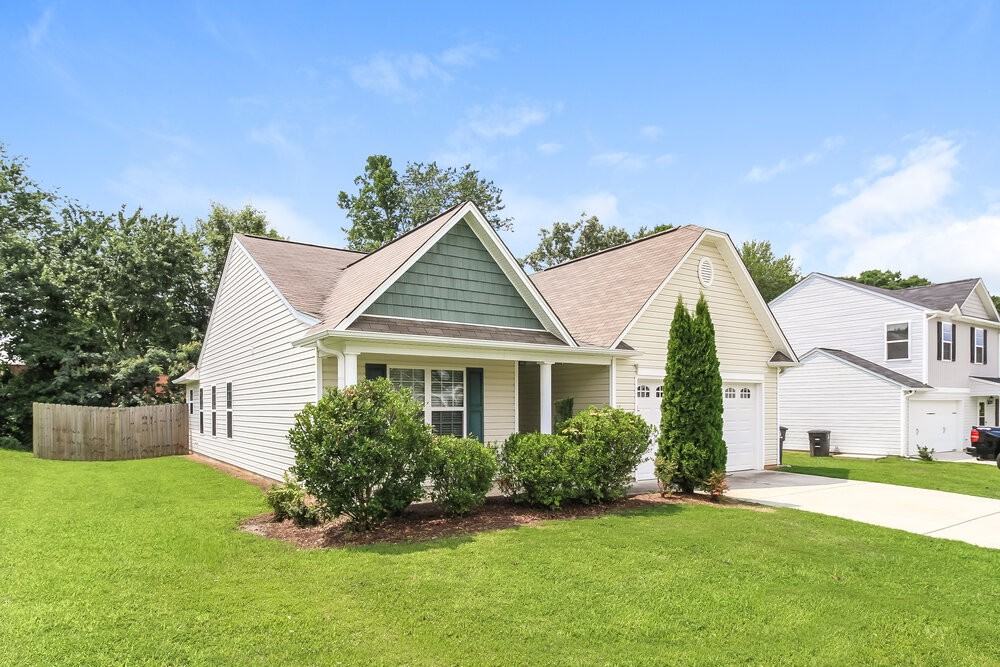 110 Konnoak Village Cir - Photo 2 of 25