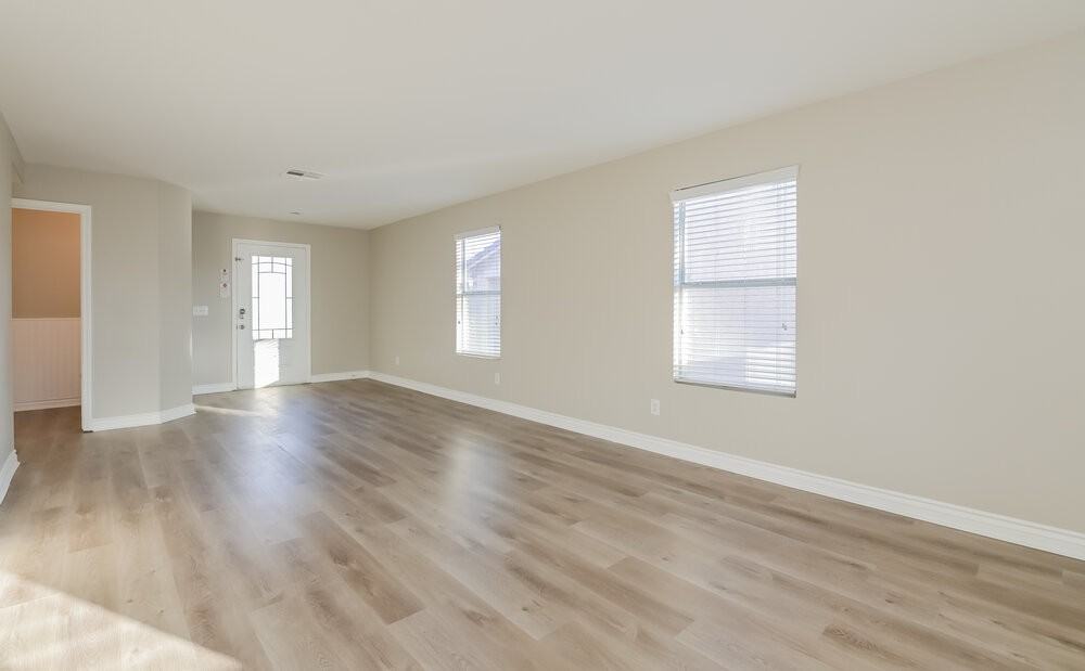 3625 Shanagolden St - Photo 7 of 20