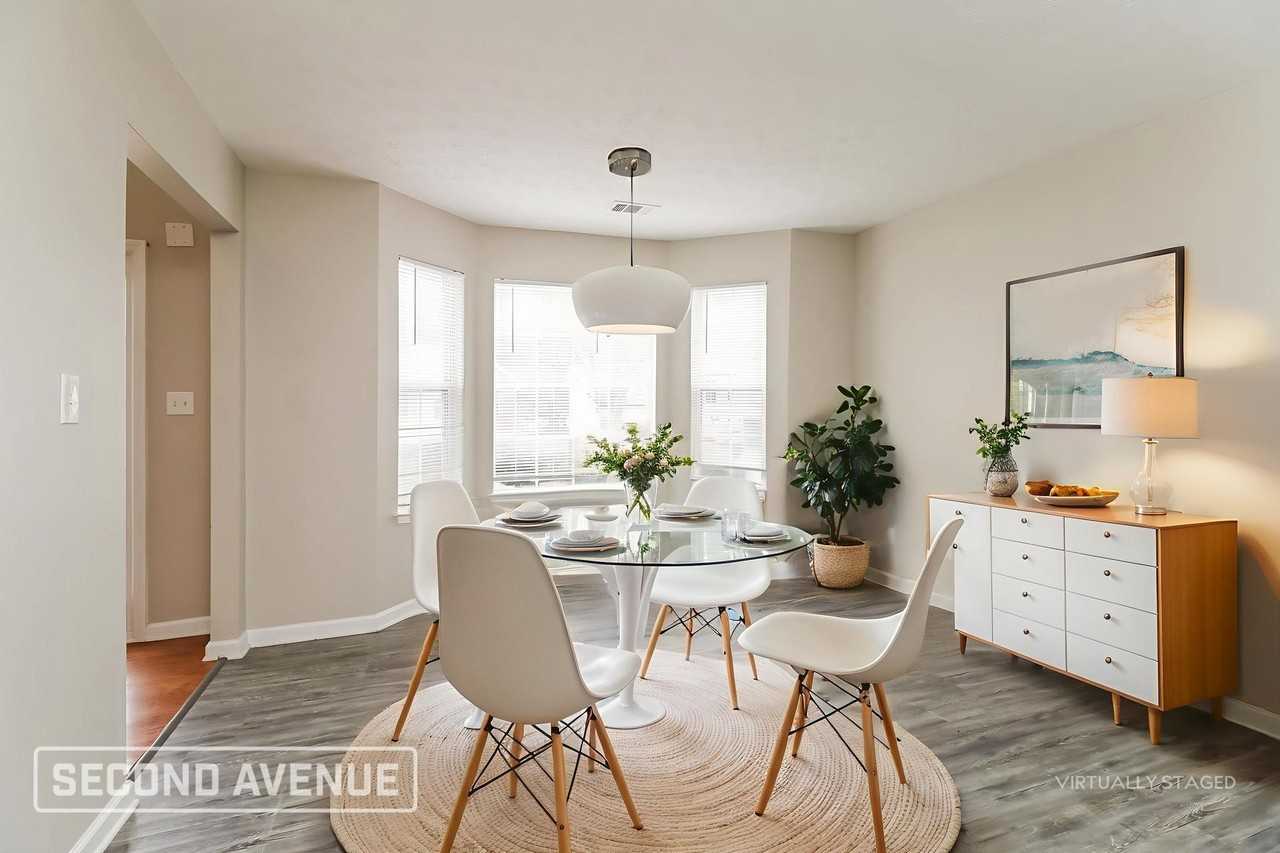 5681 Spring Mill Cir - Photo 4 of 27