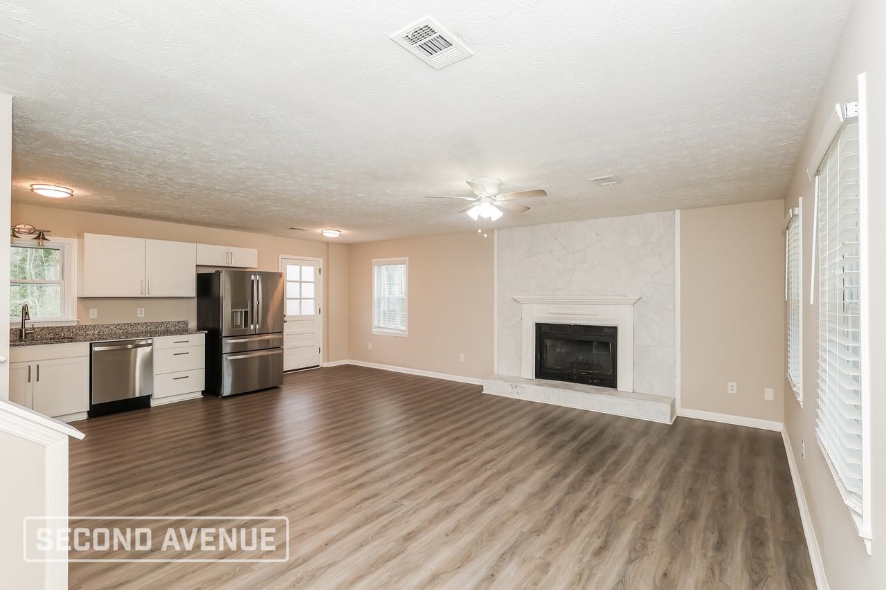 958 Ellison Ct - Photo 4 of 29