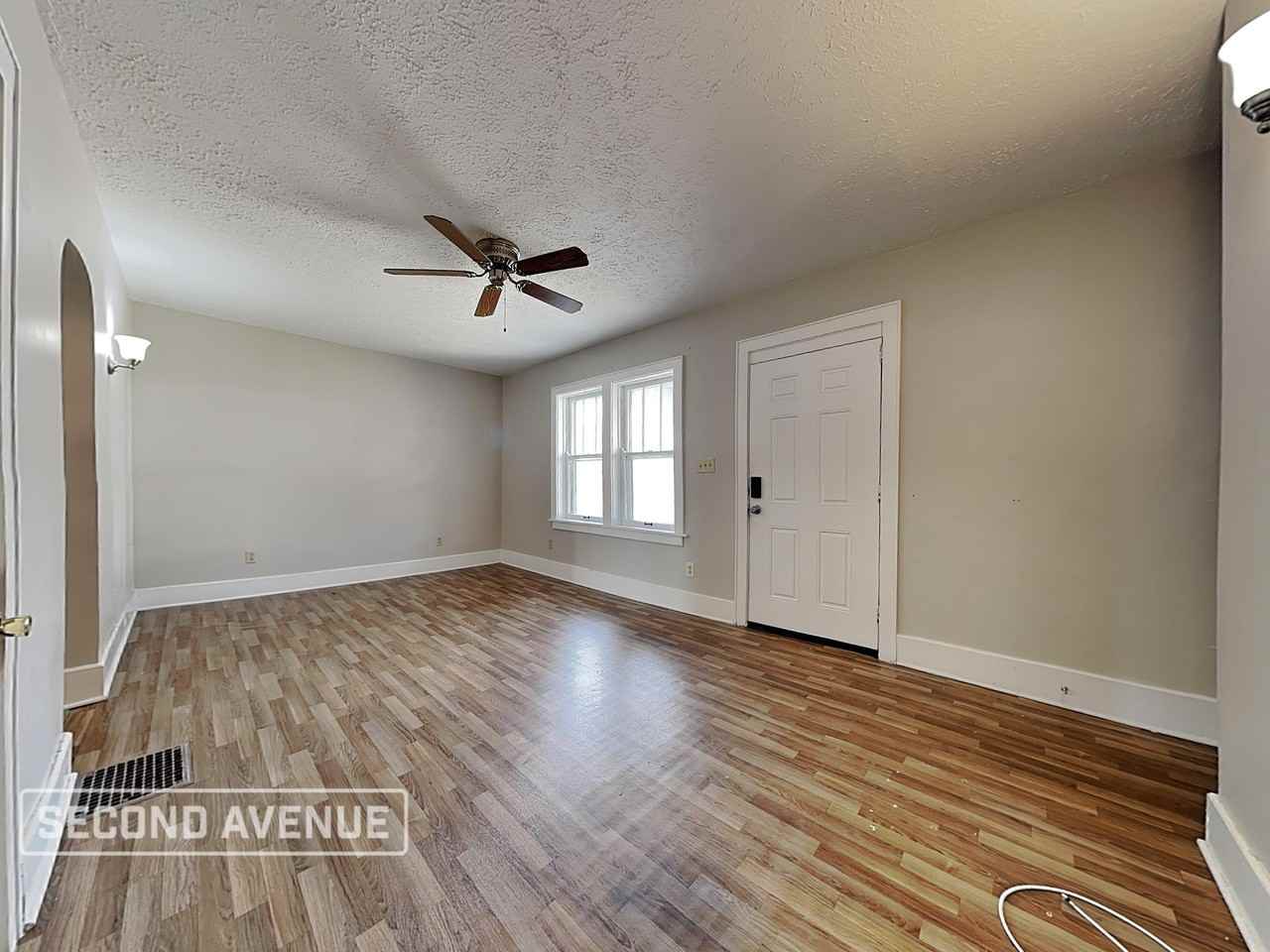 1620 Minion Ave - Photo 2 of 21