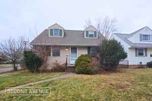 featured image of 3990 Jo Ann Dr