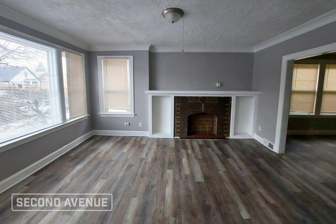 8312 S Aberdeen St - Photo 2 of 14