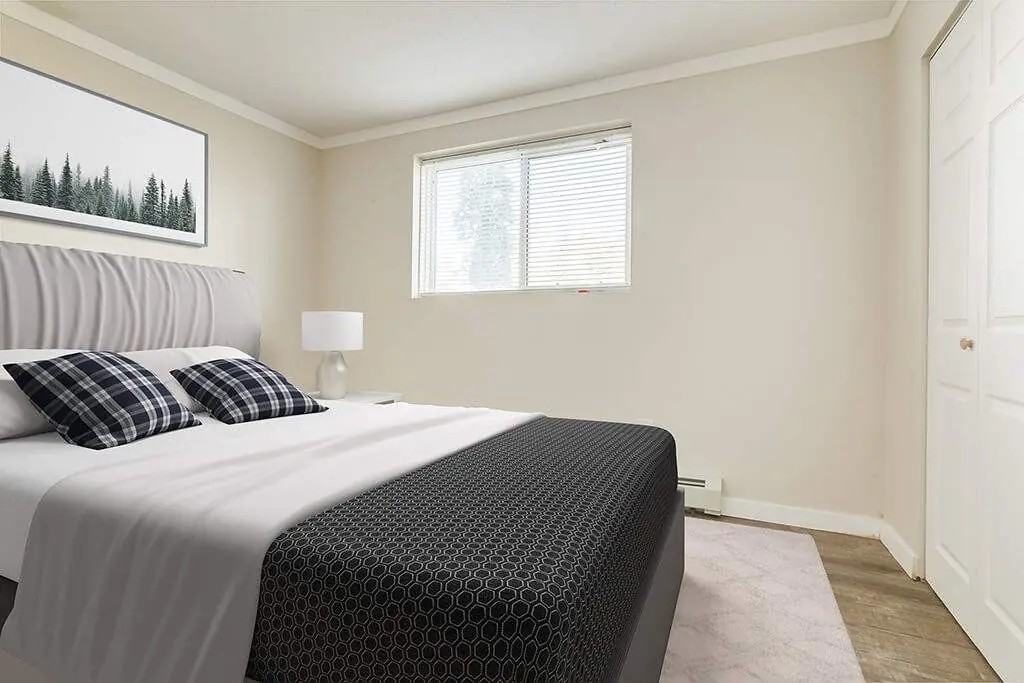 Kelly Apartments - Photo 7 of 12