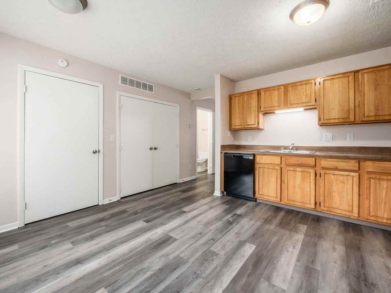 Post Woods - Photo 2 of 21