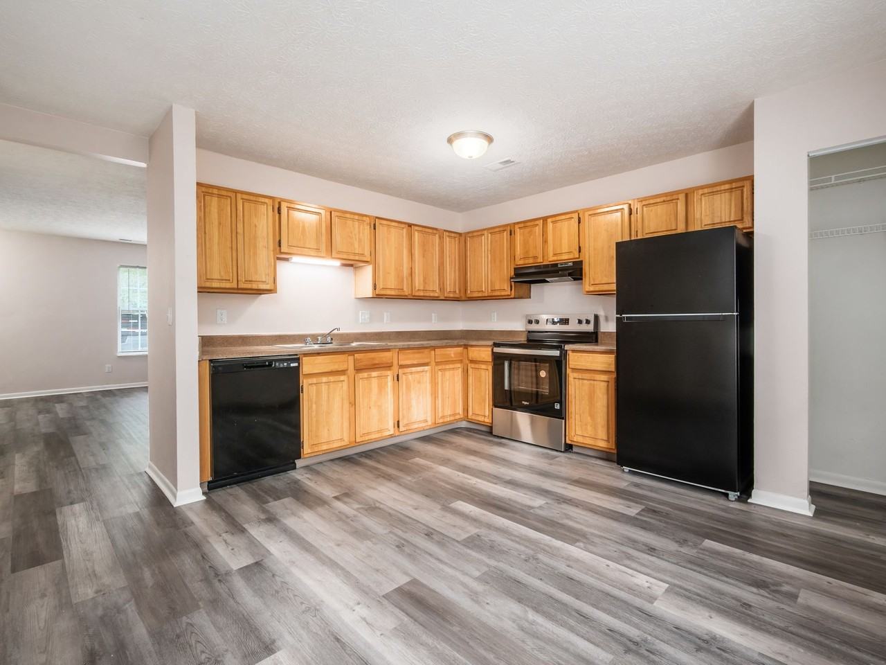 Post Woods - Photo 3 of 21