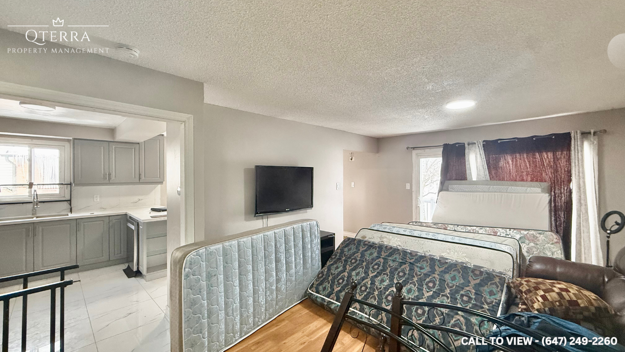 78 Prouse Dr, Brampton, Ontario L6V 3A8 - Photo 4 of 11