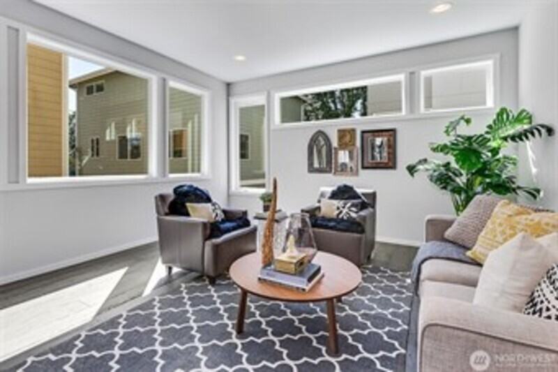 732 26th Ave S #B - Photo 7 of 18