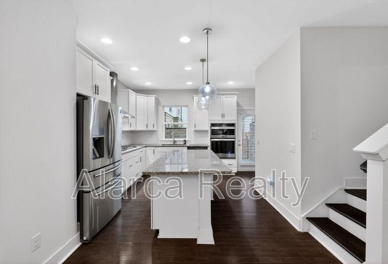 2727 Grand Union Way - Photo 5 of 35