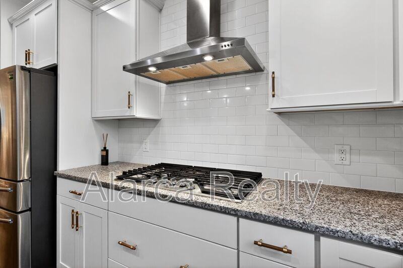 2727 Grand Union Way - Photo 7 of 35