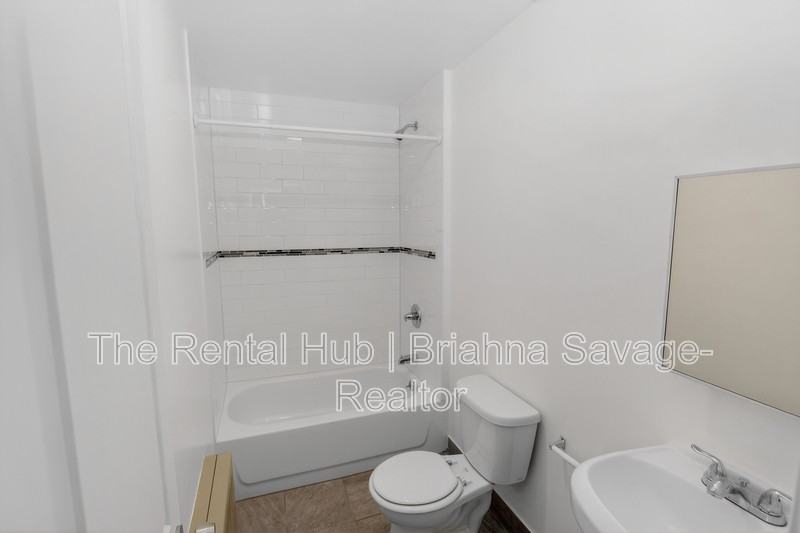 91 Elm St #1A - Photo 7 of 8