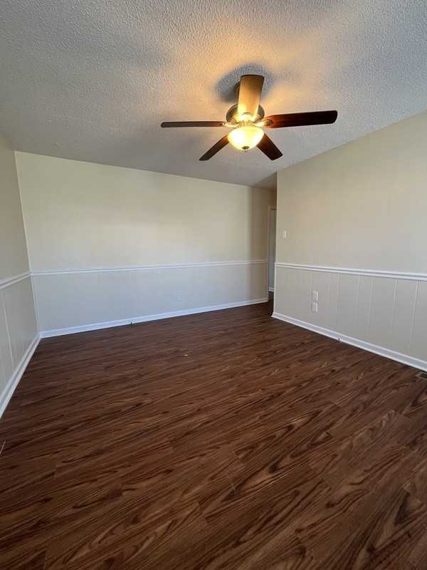 108 Sunset Ln - Photo 3 of 10