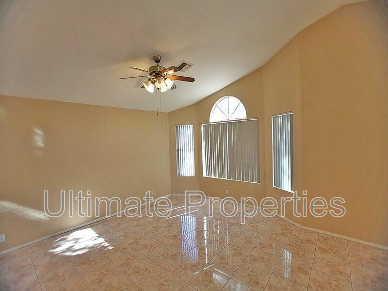 6853 W State Ave - Photo 4 of 16