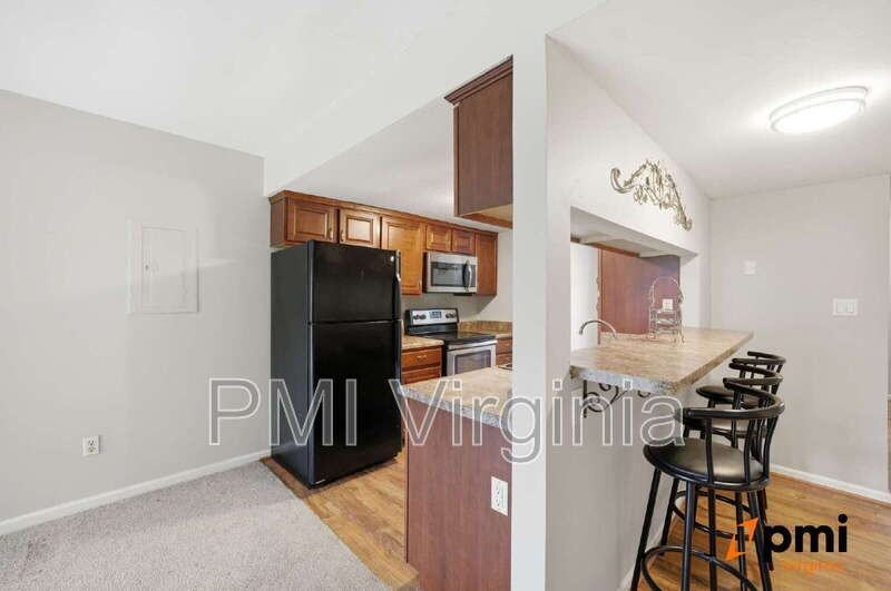 1957 Darnell Dr - Photo 6 of 30