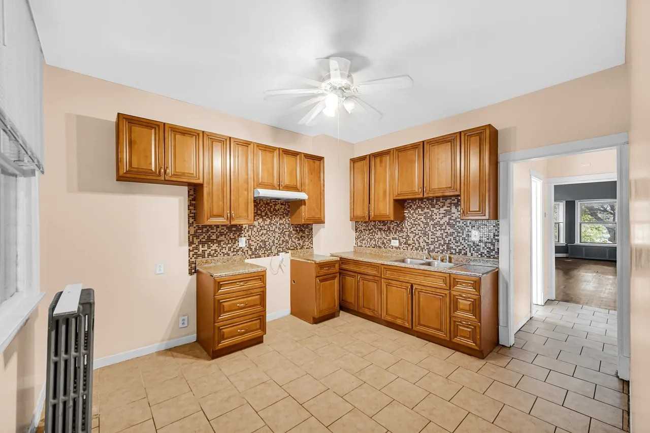 6949 South Justine Street #1 - Photo 5 of 5