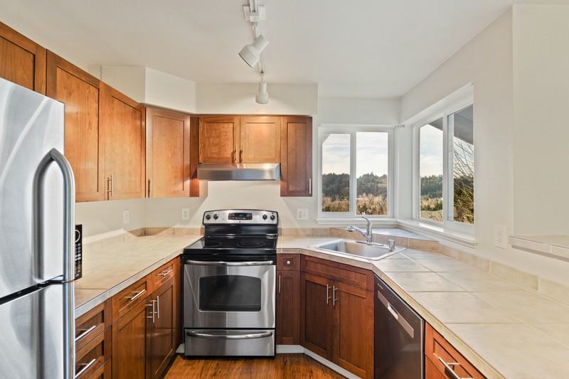 3926 243rd Pl Se #H304 - Photo 7 of 23