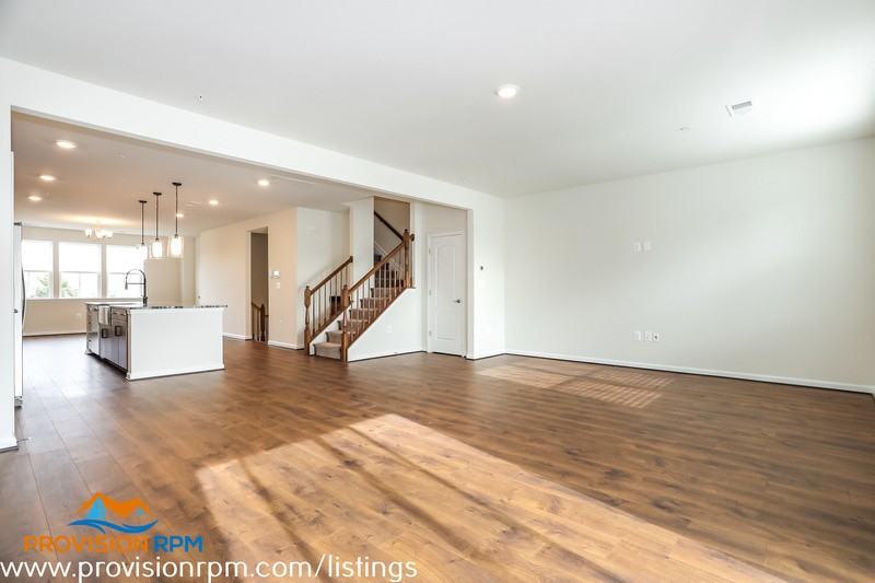 1302 Amber Creek Rd - Photo 3 of 33