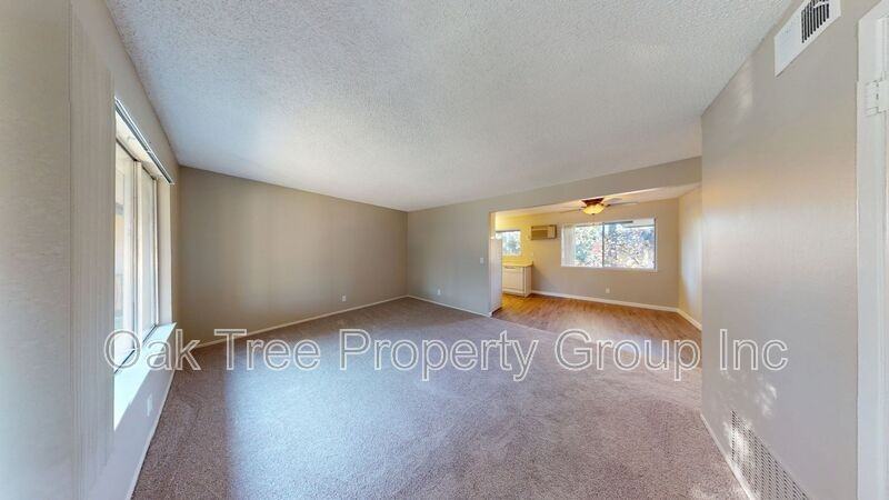 1637 Catalina Ct #28 - Photo 5 of 32