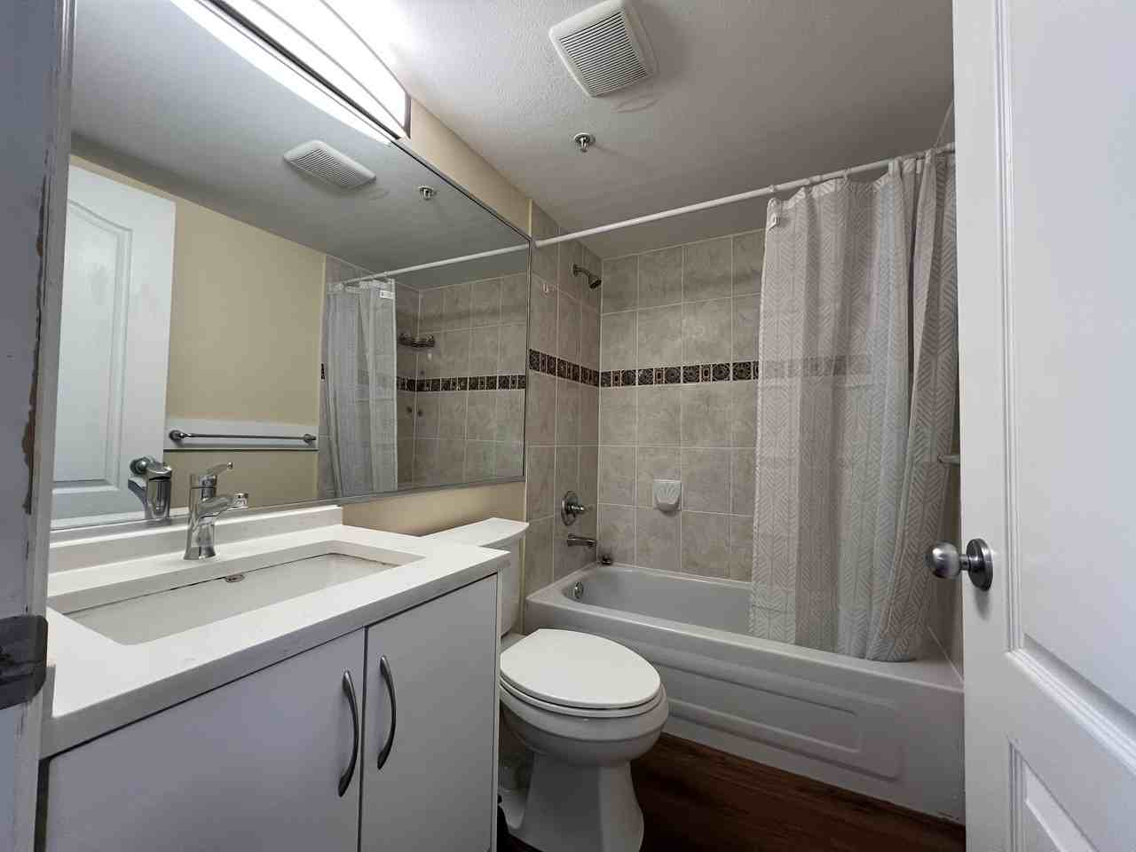 7000 Berkeley Street - Photo 7 of 7