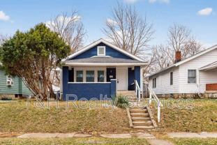 1927 N Dearborn St - Photo 1 of 1