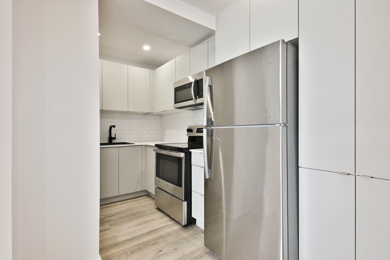 7430 Rue Lajeunesse - Photo 3 of 5