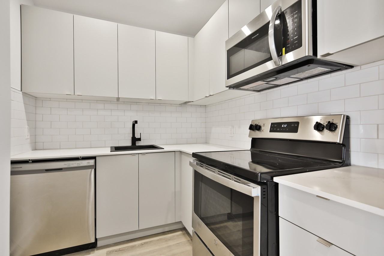 7430 Rue Lajeunesse - Photo 4 of 5