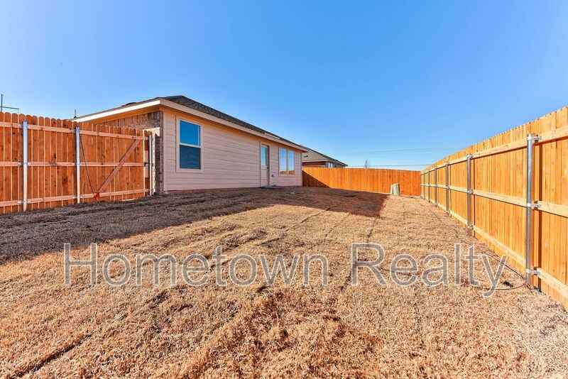 9724 Nw 124th St - Photo 6 of 44