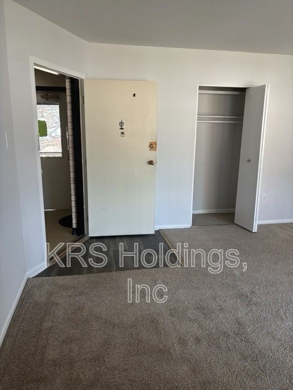 806 Crenshaw Rd #432 - Photo 7 of 33