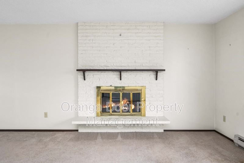 13410 115th Ave Ne - Photo 4 of 47