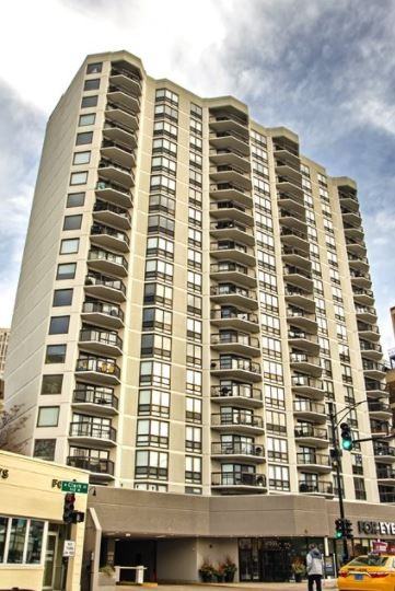 W Wrightwood Ave & N Clark St - Photo 6 of 11